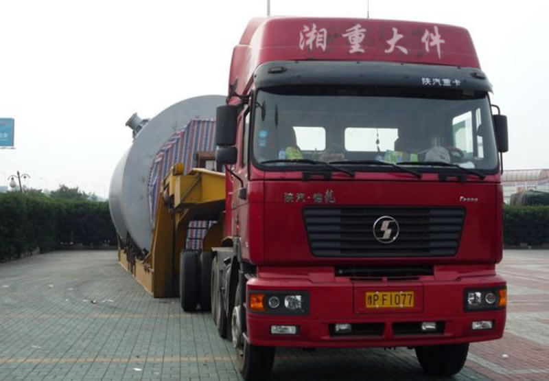 湘重为广东火电公司运输(大板梁)